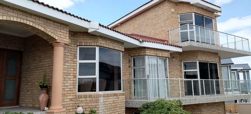 6 Bedroom Property for Sale in Reebok Western Cape